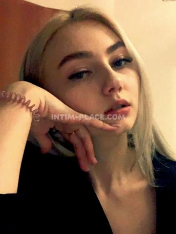 Проститутка Адель